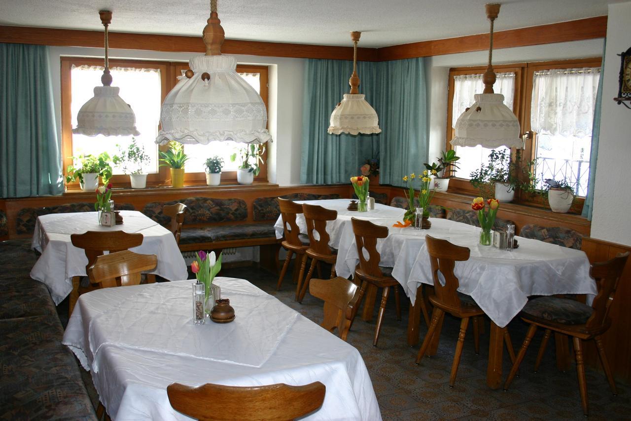 Gasthof Pension Santeler Sankt Leonhard im Pitztal Exteriör bild