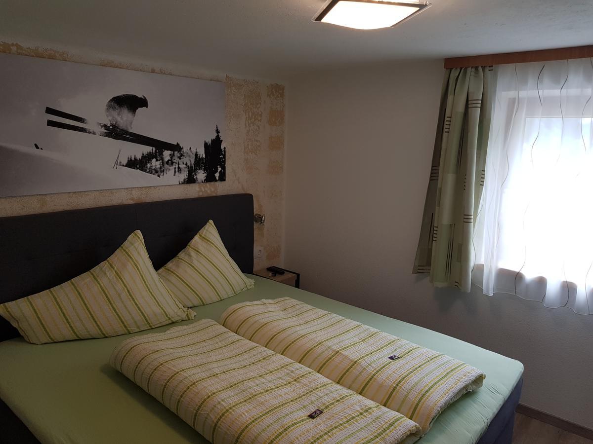 Gasthof Pension Santeler Sankt Leonhard im Pitztal Exteriör bild
