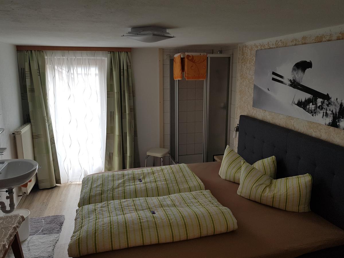 Gasthof Pension Santeler Sankt Leonhard im Pitztal Exteriör bild