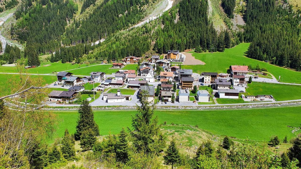 Gasthof Pension Santeler Sankt Leonhard im Pitztal Exteriör bild